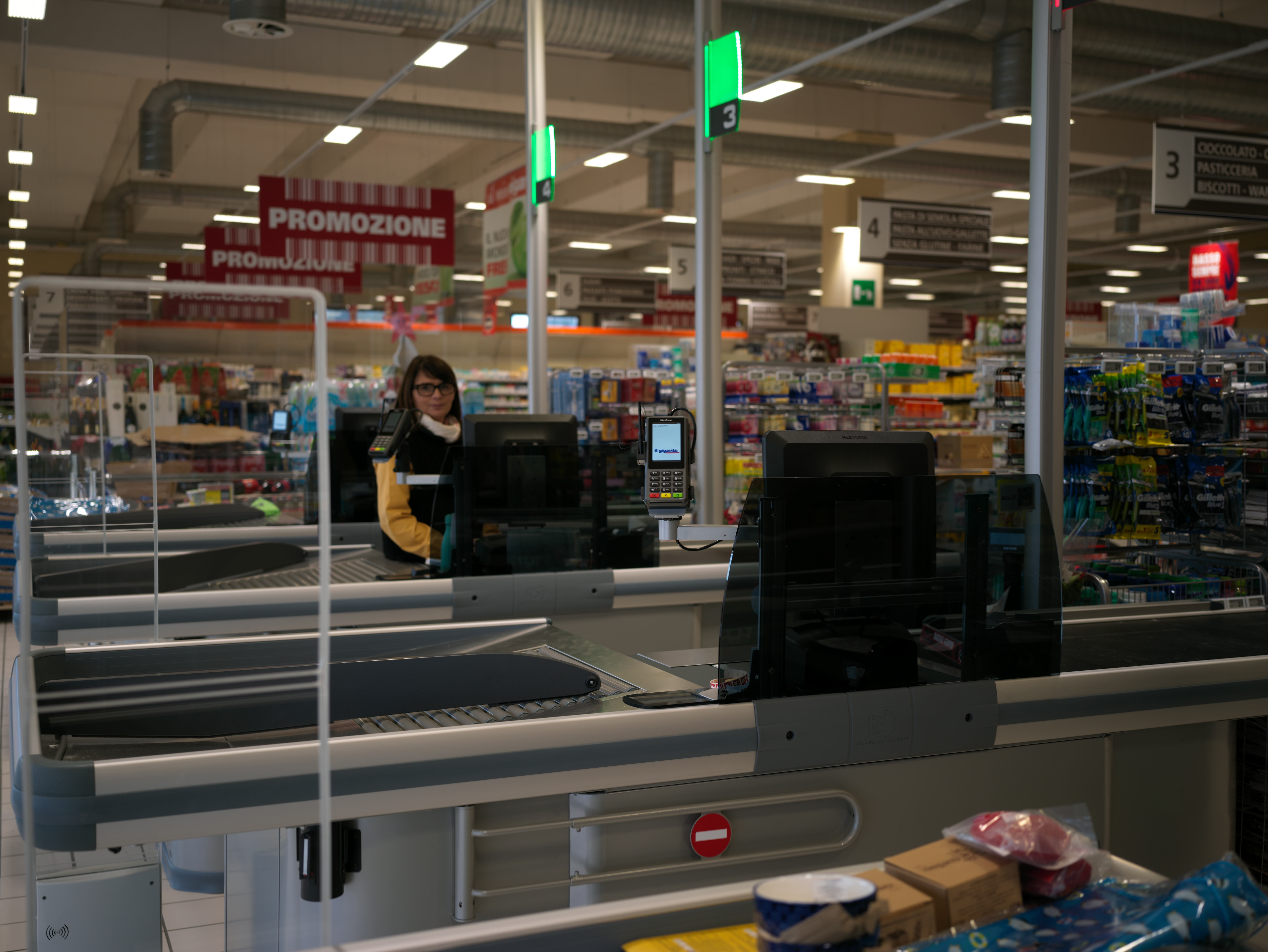 Supermercato Nicolini Cassa